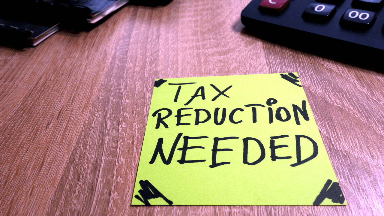 Navigating the World of Digital Nomad Taxes: A Comprehensive Guide Strategies for Minimizing Digital Nomad Taxes
